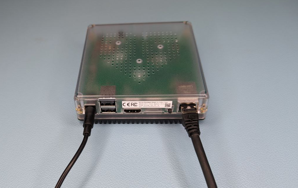 Image showing a Home Assistant Green without an SD card